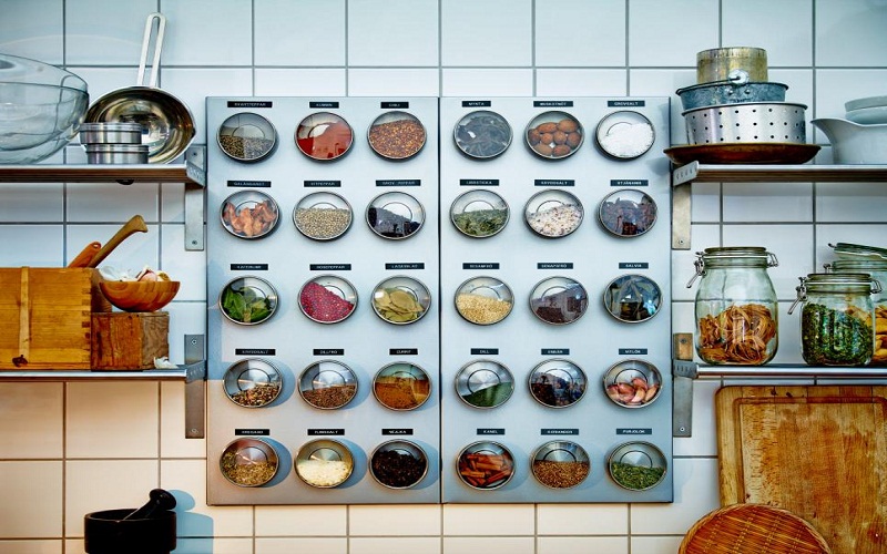 store spices in the kitchen