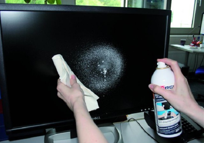 how to clean lcd monitor