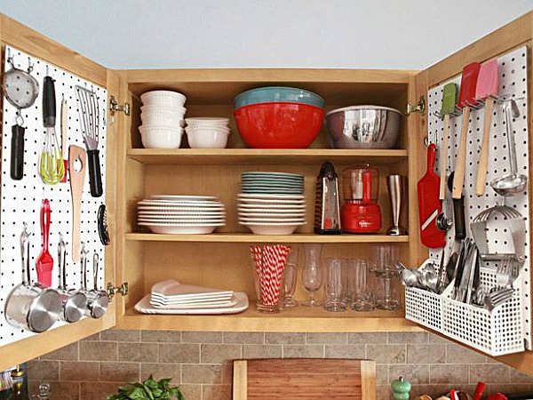 How to organize a small kitchen