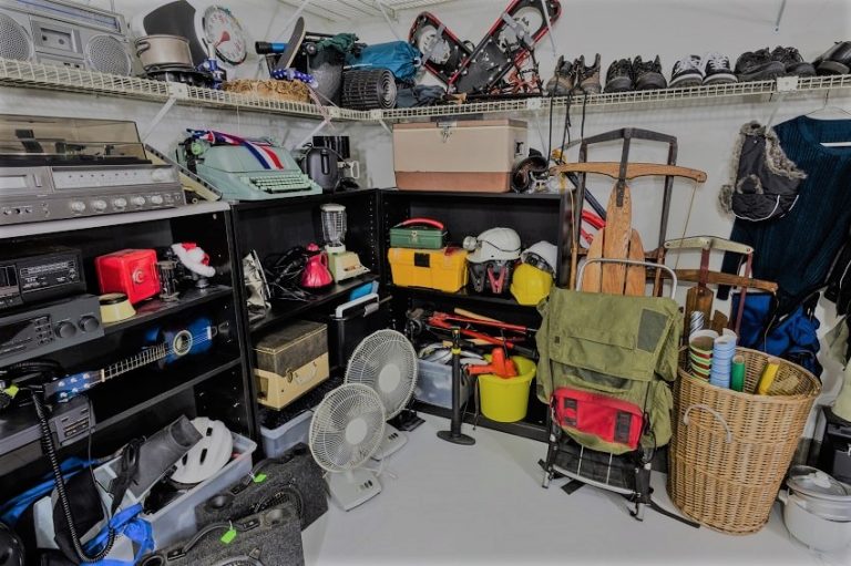 8 Responsible Ways To Dispose Of Your Old Furniture And Appliances