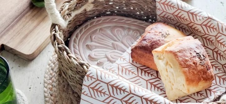 How to Use a Bread Basket with Warming Stone