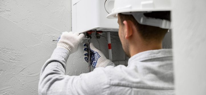 Maintaining & Draining a Water Heater Guide